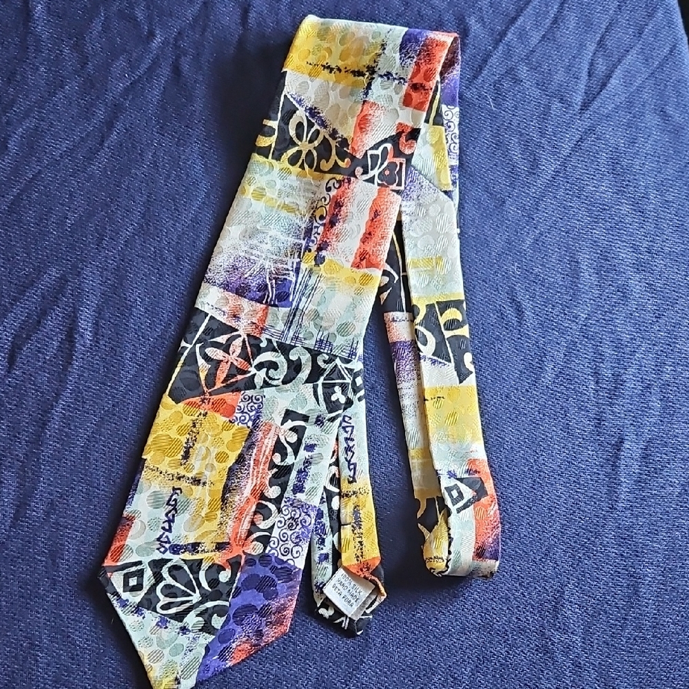 Colorful Geometric Patterned Tie